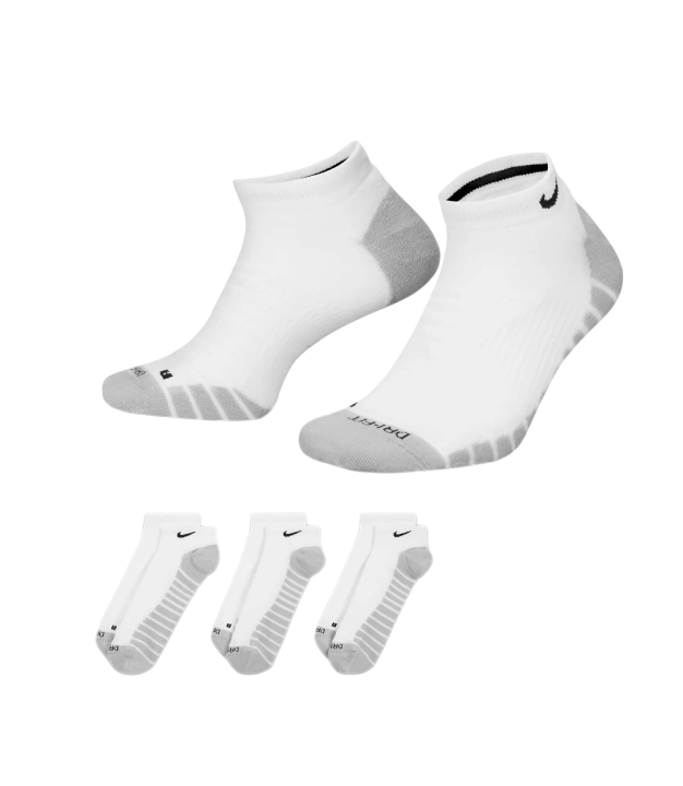 Nike Everyday Max Cushioned Socks 3 Pairs, white