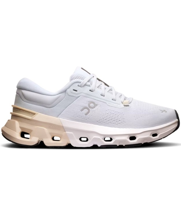 On Cloudflyer 5 Running Shoes - Women's