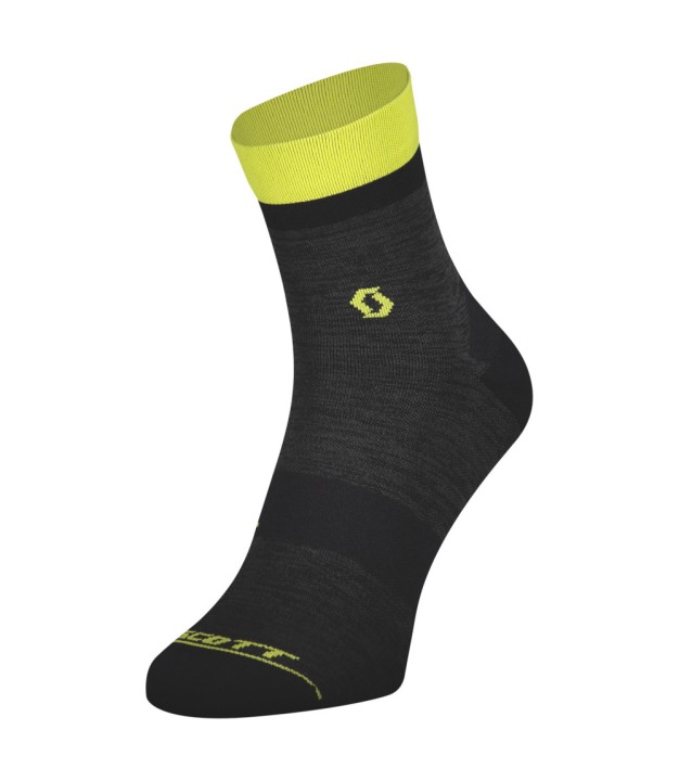 Scott Trail Quarter Socks. Black/Yellow